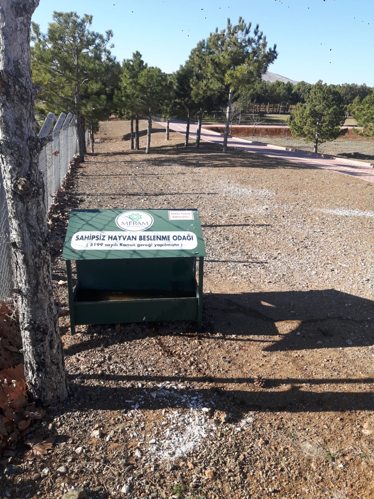 MERAM’DA SAHİPSİZ SOKAK HAYVANLARINA SAHİP ÇIKILIYOR