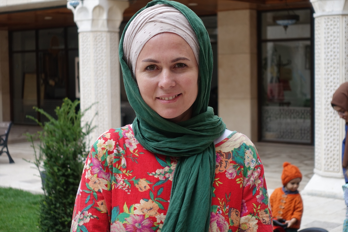 ''ÇOCUKLARIMI İSLAM ÖĞRETİLERİYLE KORUYABİLİRİM''