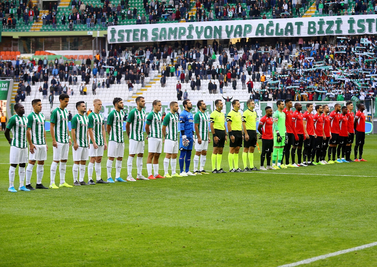 STADYUM'DA BÜYÜK MAÇ