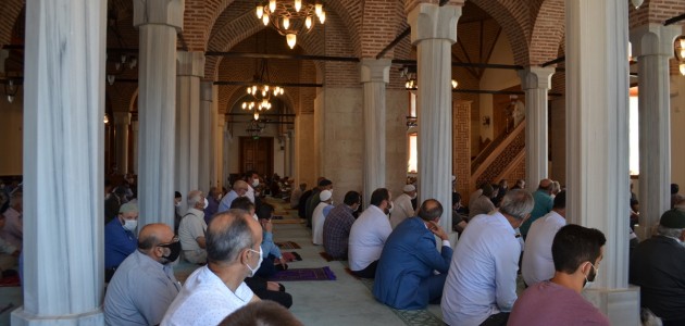 PİR HÜSEYİN BEY CAMİİ RESTORASYONUN ARDINDAN İBADETE AÇILDI