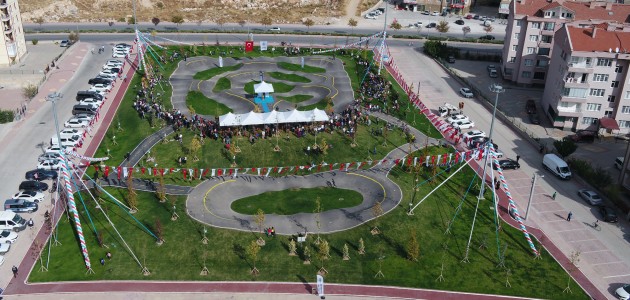Selçuklu Belediyesi Park Açılışlarına Devam Ediyor