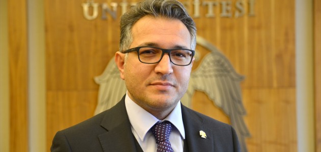  Rektör Prof. Dr. Metin Aksoy, Kovid-19 Tedavisinde Yaşadıklarını Anlattı 