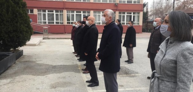 Meram Anadolu Lisesi'nde Bayrak Töreni Düzenlendi