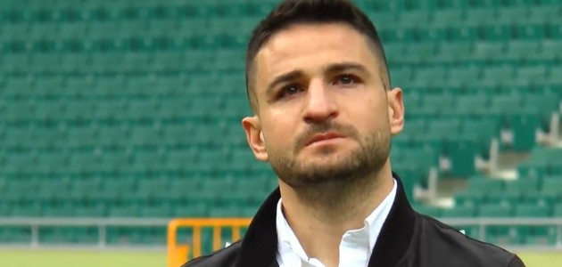 ​Konyaspor'dan Takım Kaptanı Ömer Ali Şahiner'e Duygusal Veda
