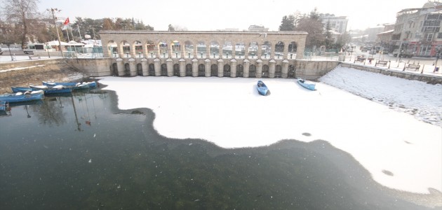  Beyşehir Gölü'ne Yağan Kar Güzel Görüntüler Oluşturdu
