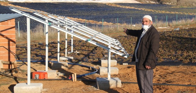 Konya'da Çiftçiler Güneş Paneli Nöbetinde