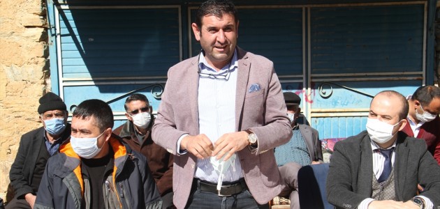 Hüyük'te, Çilek Üreticilerine 