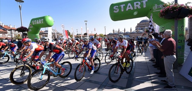  26. Uluslararası Mevlana Bisiklet Turu Konya'da Başladı
