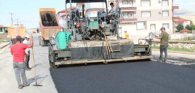 Yunak'ta Sıcak Asfalt Çalışmaları
