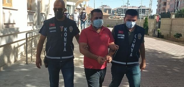 ARKADAŞININ ALACAĞI İÇİN CANINDAN OLDU