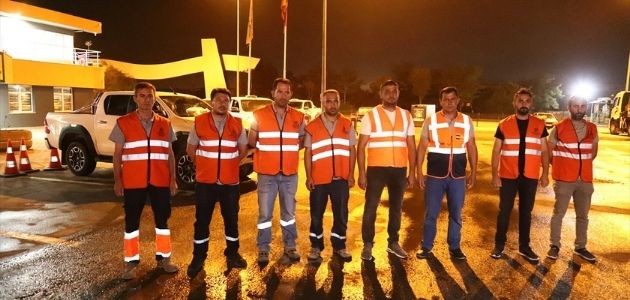 KONYA'DAN MARMARİS'E İŞ MAKİNELERİDE YOLA ÇIKTI