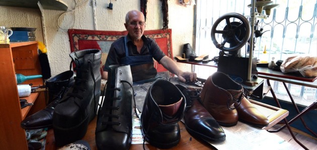  YÜRÜME ENGELİ OLANLARA ÖZEL AYAKKABI