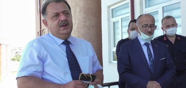 Beyşehir'de YKS'de Derece Yapan Öğrenciler Ödüllendirildi