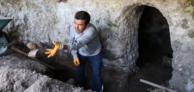 Konya Takkeli Dağ Kazısında Bulunan Mezarlar Şok Yarattı!