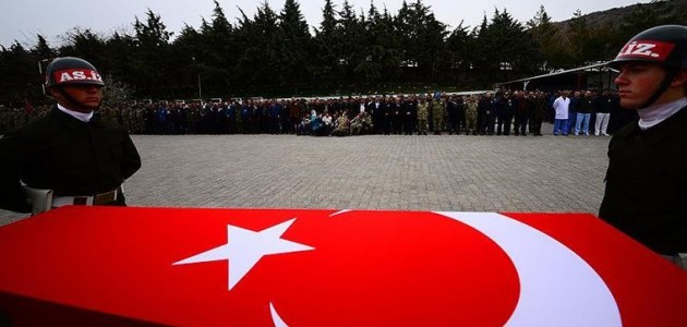 Pençe Kilit Operasyonu bölgesinde bir asker şehit oldu
