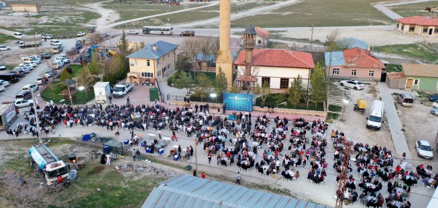 KARATAY’DA MAHALLE İFTARLARI SONA ERDİ