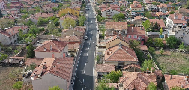  MERAM BELEDİYESİ EKİPLERİ 2022 ASFALT SEZONUNA DA HIZLI BAŞLADI