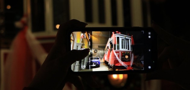 Tarihi araçların sergilendiği “Araç Müzesi” ziyarete açıldı