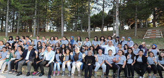  Bakan Kasapoğlu  gençlerle buluştu