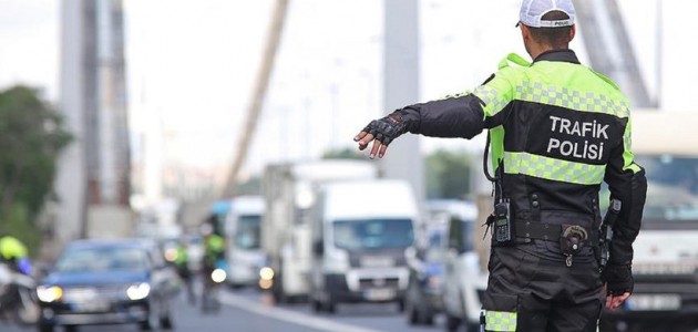 Trafikte yeni dönem: Kemeri takmadan harekete izin verilmeyecek