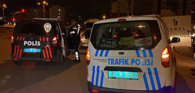 Polisten kaçan sürücü, otoparkı boyladı