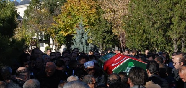 İYİ Parti Konya İl Başkanı Gökhan Tozoğlu son yolculuğuna uğurlandı