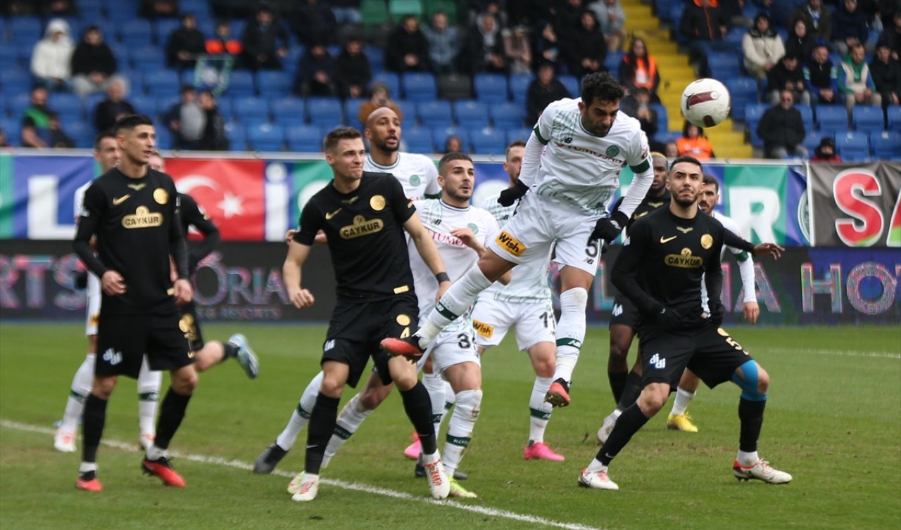 Çaykur Rizespor-Konyaspor Golsüz Maç Oynadı 