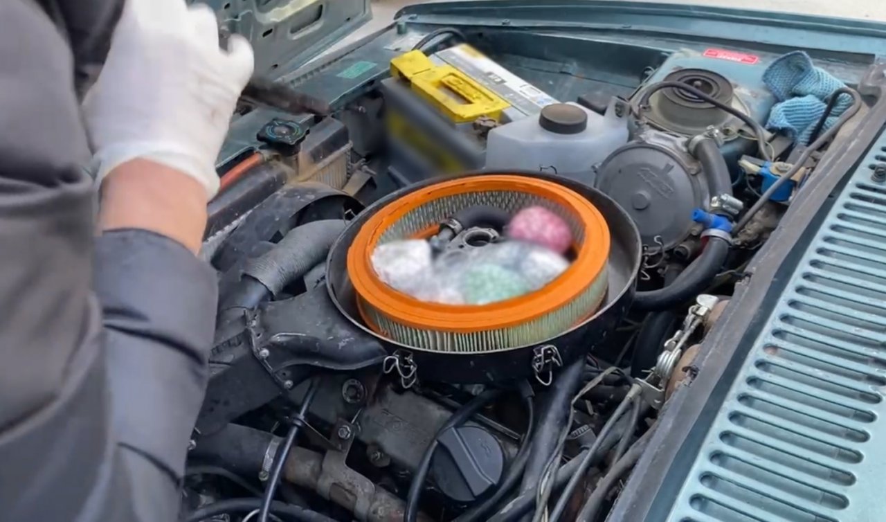 Konya’da binlerce uyuşturucu hap yakalandı: Aracın öyle bir yerinden uyuşturucu çıktı ki