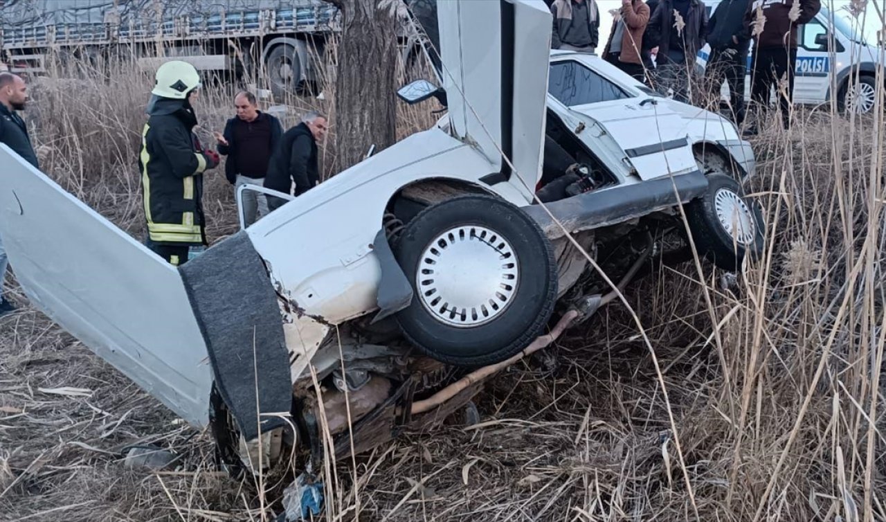 Konya’da trafik kazası: 5 kişiden 3’ü hayatını kaybetti