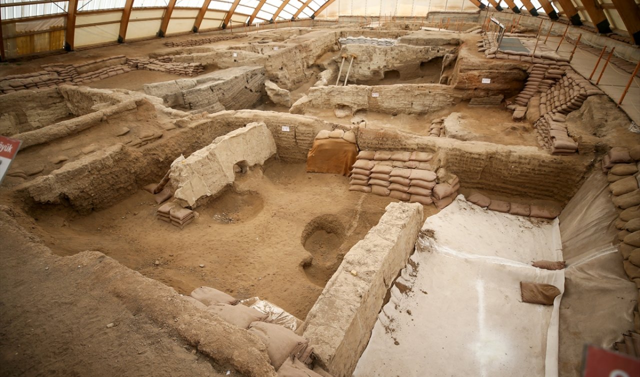 Konya’da 8 bin 600 yıllık dünyanın en eski ekmeği bulundu