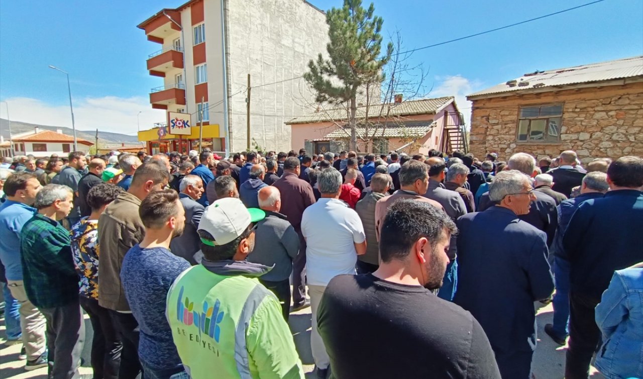 Konya’da mazbatasını alamadan vefat eden muhtar toprağa verildi