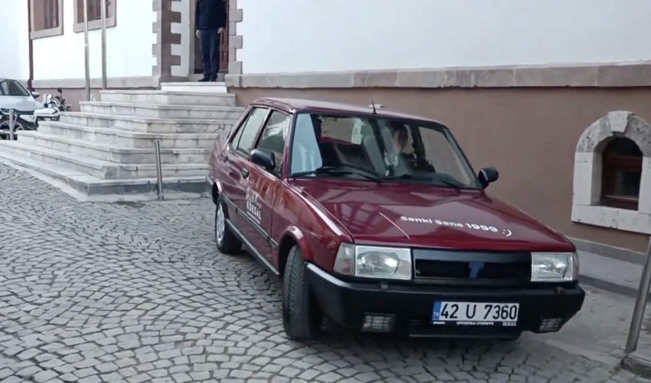 Sosyal medyada viral oldu! Konyalı Belediye Başkanının makam aracı şaşırttı! 