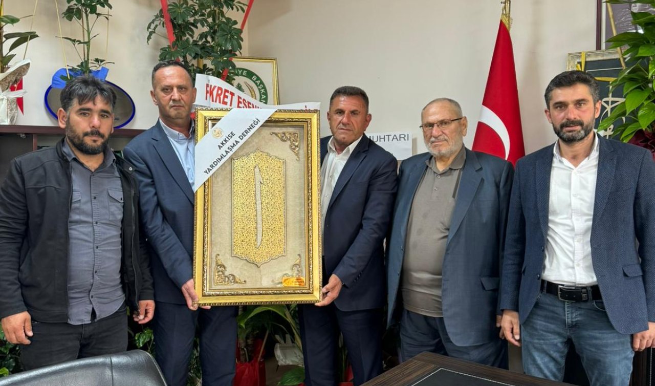 Akkise Yardımlaşma Derneği’nden Başkan Üzlük’e ziyaret!