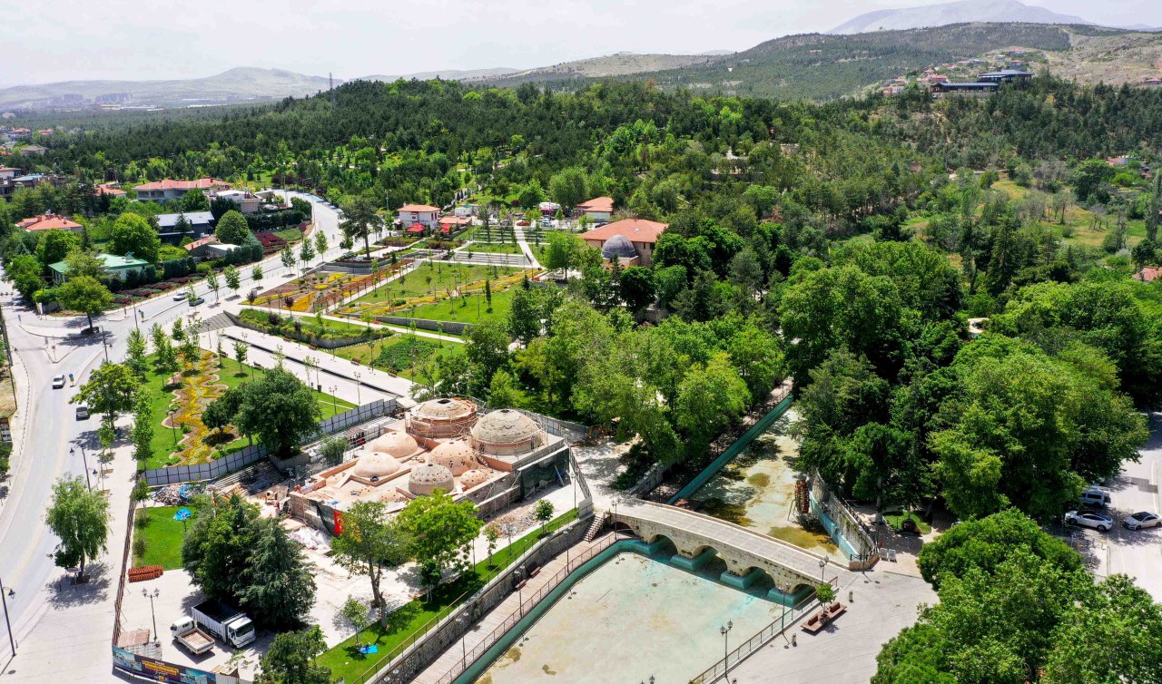 Konya’nın tarihi çay bahçesi küllerinden doğuyor!