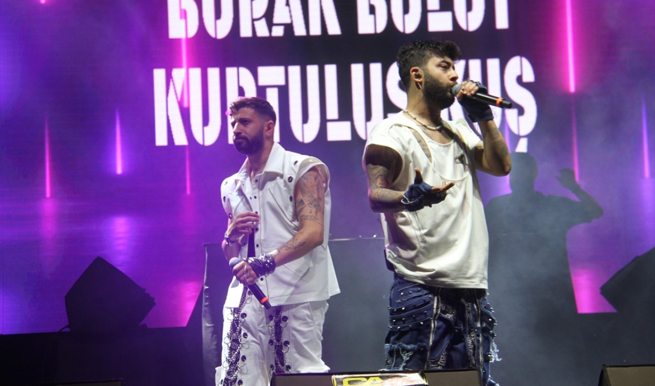  Uluslararası Festival sona erdi! Ünlü şarkıcılar Beyşehir’i coşturdu!