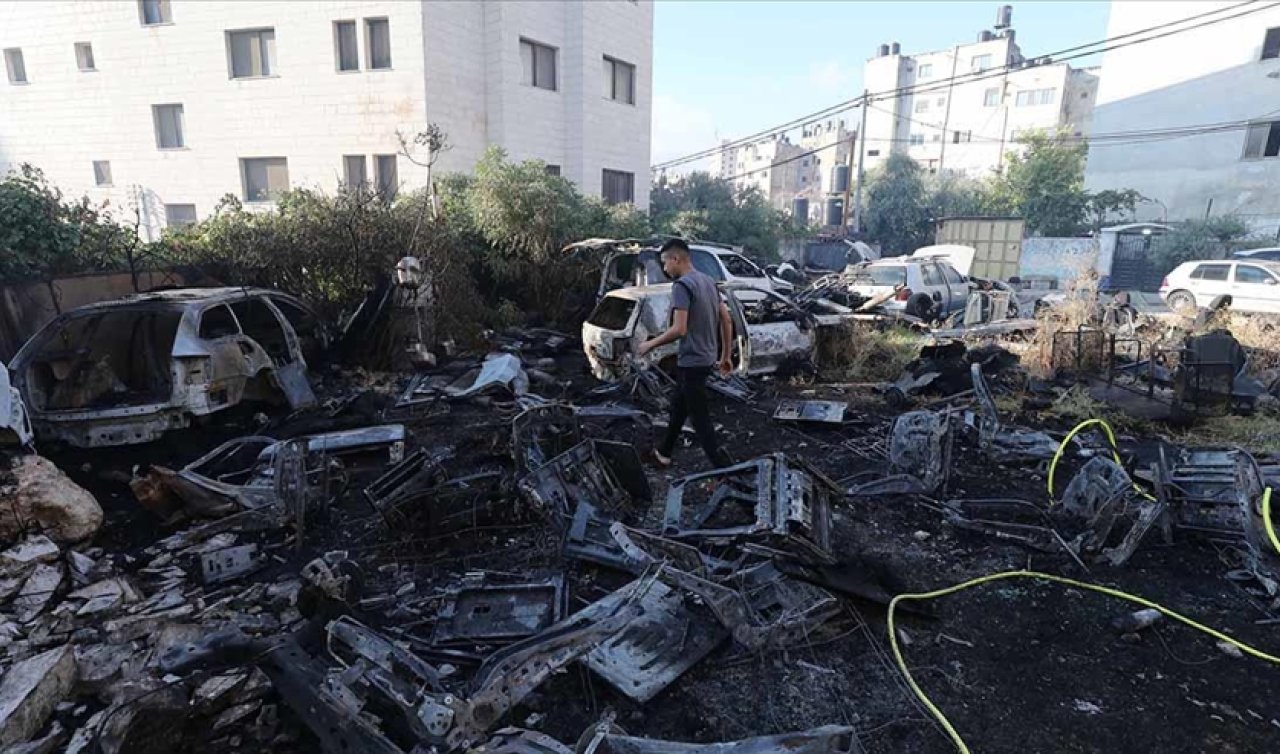  İsrailliler, Filistin’de Yusuf Makamı’na baskın düzenledi