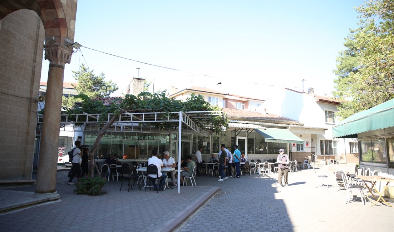 Eskişehir’de 5 kişinin yaralandığı bıçaklı saldırıyla ilgili görgü tanıkları konuştu!