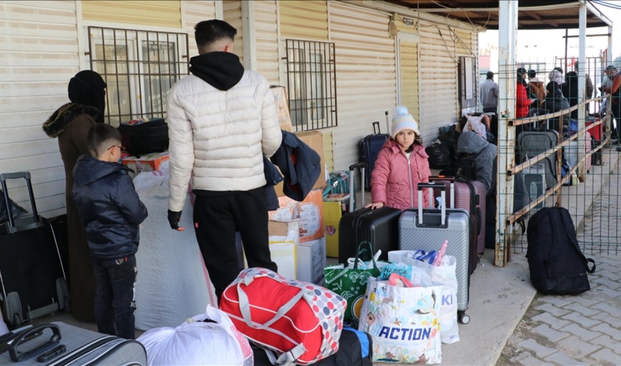 Suriyeliler Türkiye’den ayrılıyorlar!