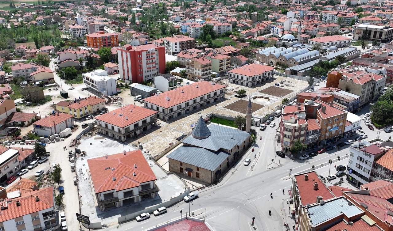 Konya’ya yeni nefes: Osmanlı Kent Meydanı Projesi yükseliyor