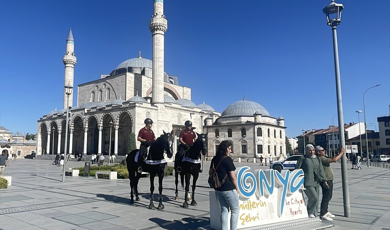  Konya’da atlı polis birliği göreve başladı