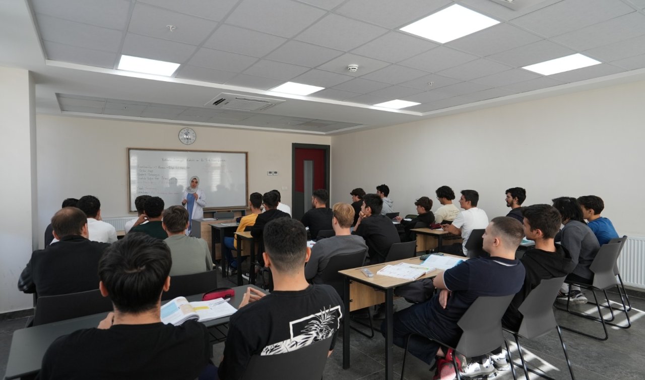 Gençler yaz tatilinde Lise Medeniyet Akademileri’nde buluşuyor