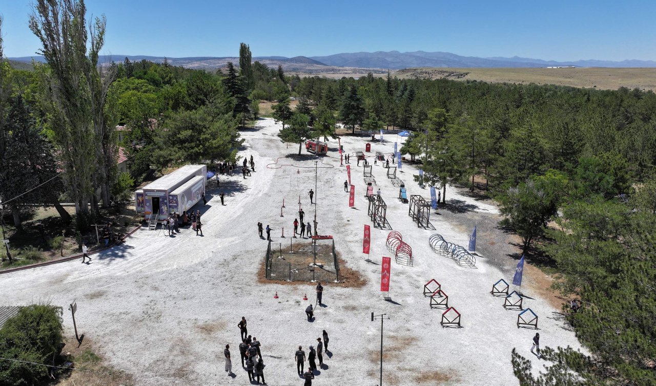 Konya’daki gönüllü itfaiyeciler “Gönüllü İtfaiyecilik Kampı”na katıldı