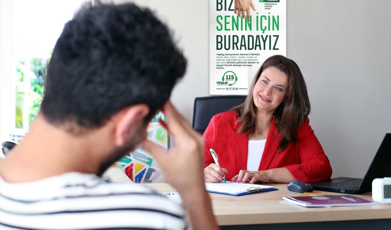 Yeşilay’ın danışma hattına başvuru sayısı 1.5 milyona yaklaştı