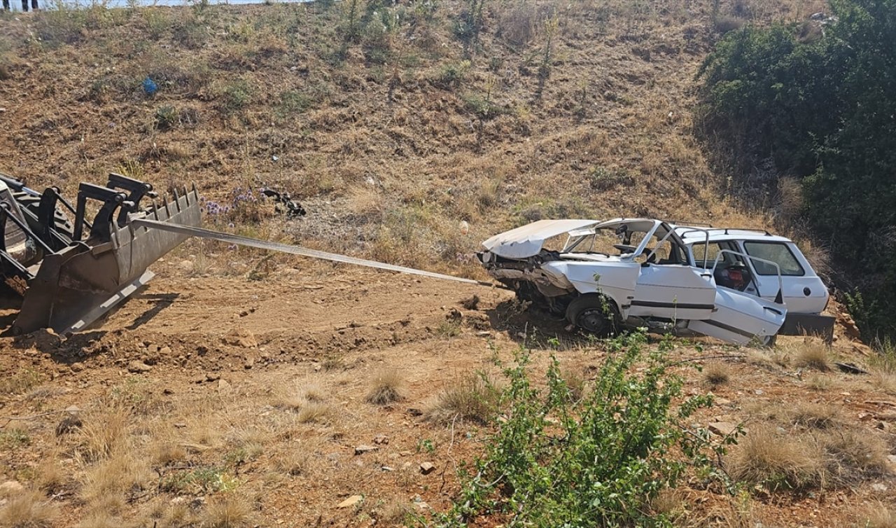 Konya’da otomobil şarampole devrildi: 4 kişi yaralandı