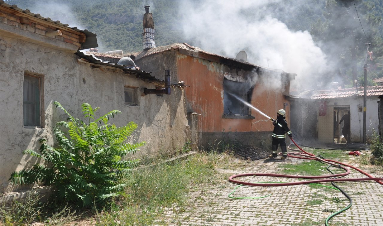 Konya’da bir evde yangın çıktı: Ömer Ölçer hayatını kaybetti