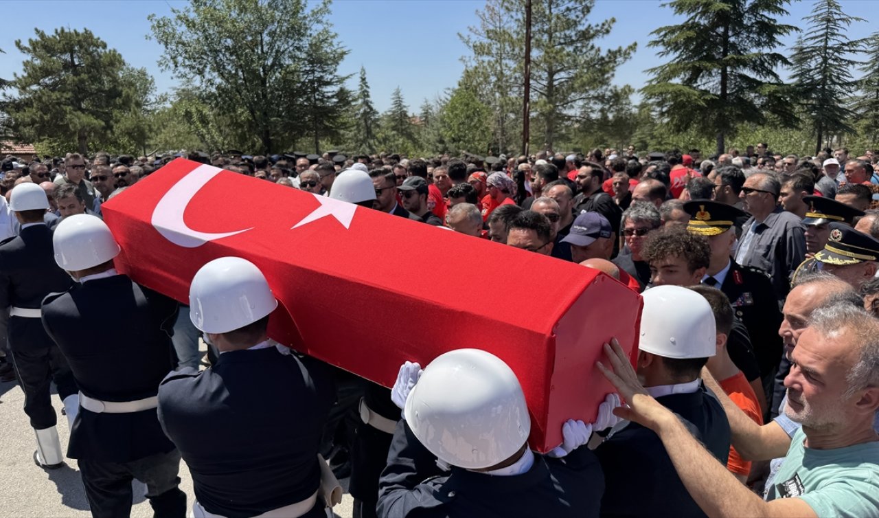 Orman yangınında şehit olan TUSAŞ Mühendisi Konya’da toprağa verildi