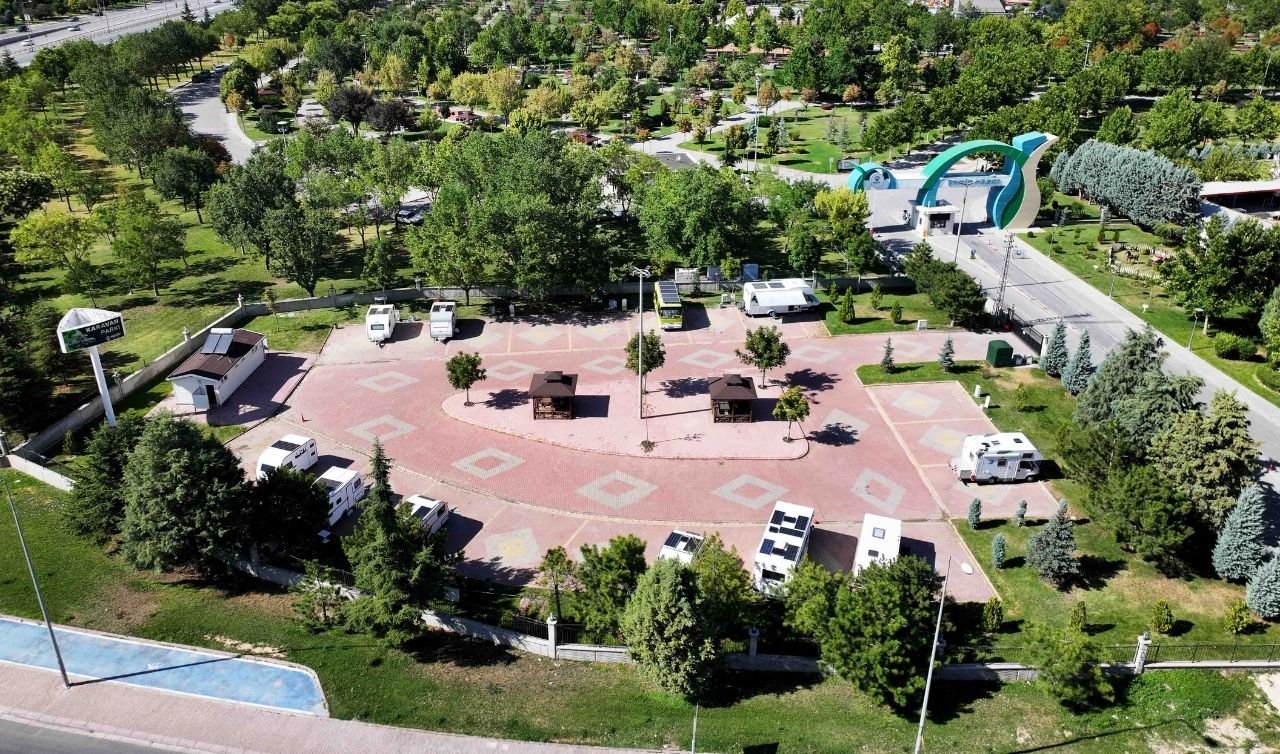 Karavan tatilcilerinin yeni gözdesi: Karatay Karavan Parkı Konya’da!
