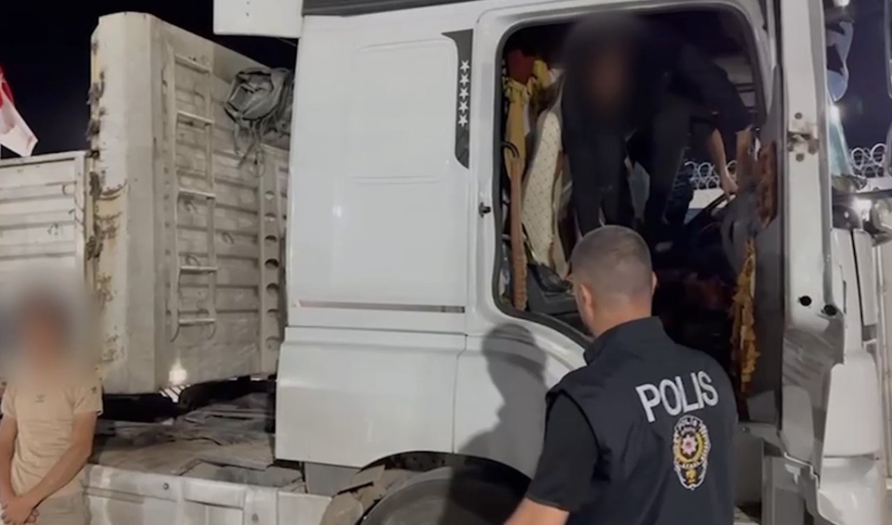 Dorseyi açtılar, içinden milyonluk kaçak çıktı: Konya’da tır operasyonu