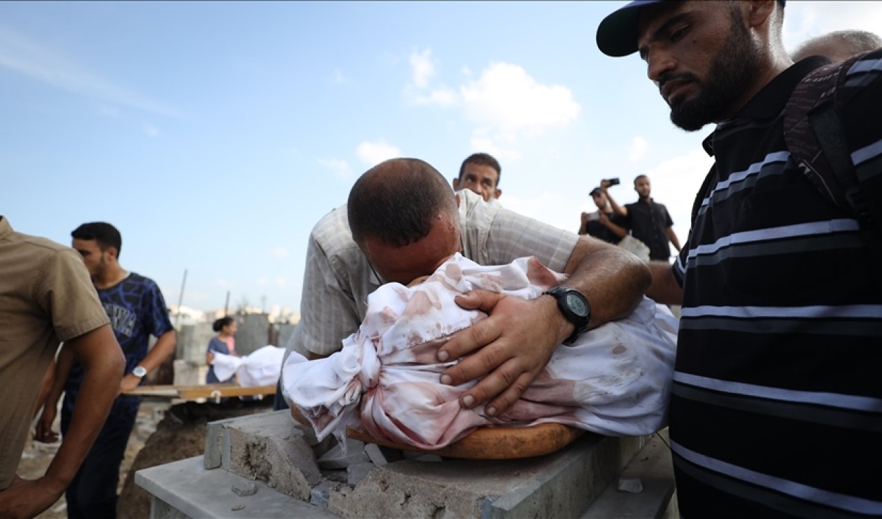 İsrail’in Gazze Şeridi’ne saldırılarında 8 Filistinli hayatını kaybetti