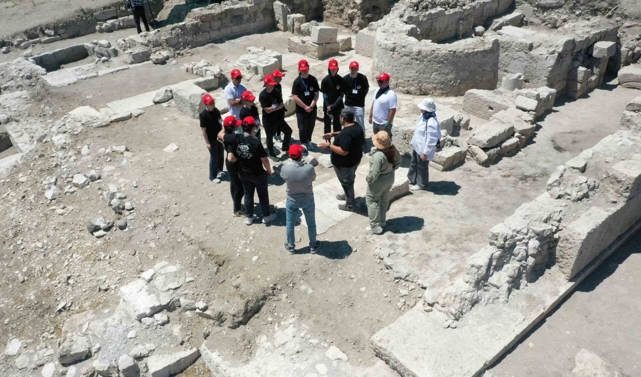 Lystra Antik Kenti’nde öğrenciler arkeoloji yaz kampında tarihe dokundu